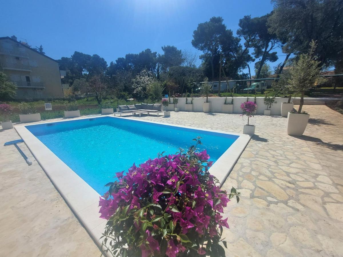 Appartamento Casa Blanca, Biograd Na Moru Esterno foto