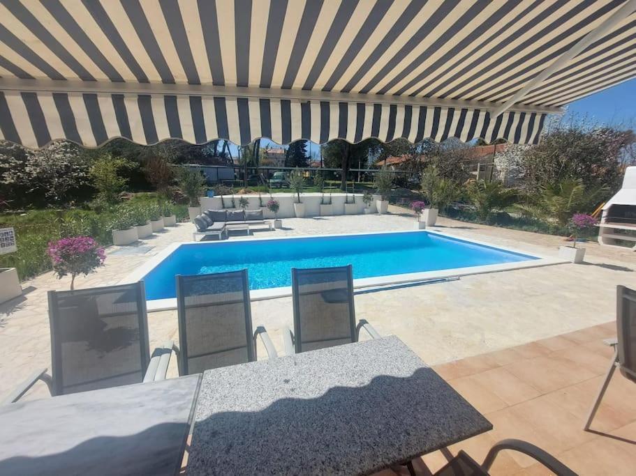 Appartamento Casa Blanca, Biograd Na Moru Esterno foto