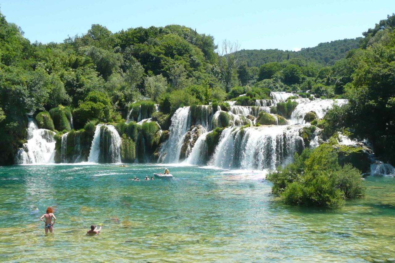 Appartamento Casa Blanca, Biograd Na Moru Esterno foto